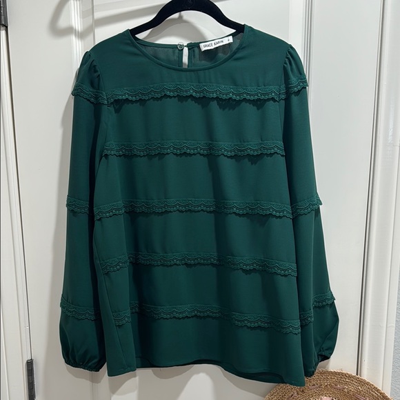 Grace Karin Tops - ! Grace Karin Elegant Green Ruffled Long Sleeve Blouse!